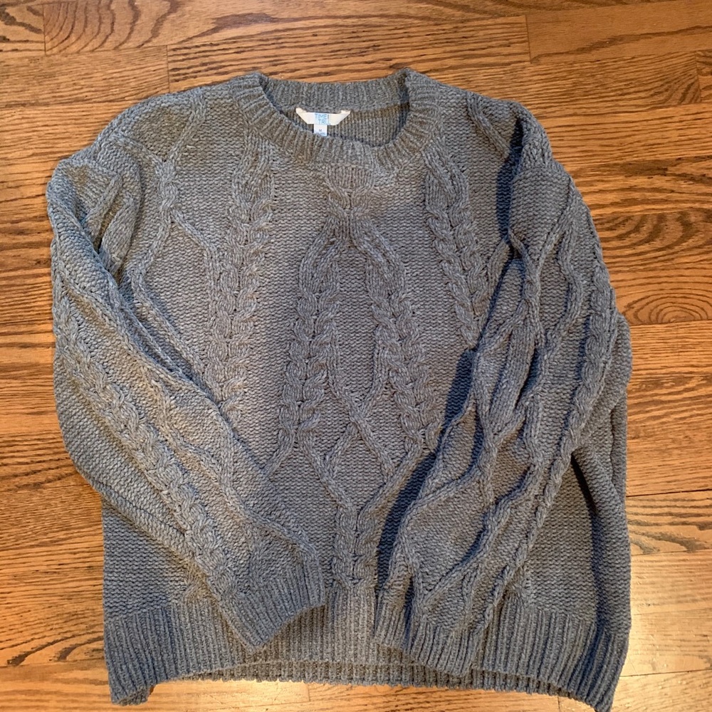 cable knit sweater